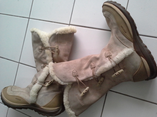 Catterpillar  boot  size 40