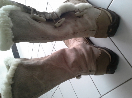 Catterpillar  boot  size 40