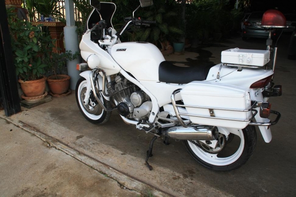 ขาย XJ 600 Diversion รถนำขบวน ทะเบียนแท้ พร้อมโอน รถเก็บงานใหม่ทั้งคัน 79000