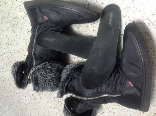 Le`vi boot  size 40.5