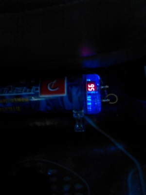 POWER CAPACITOR 12 VOLT   มี 1 เครื่อง TEL.081-427-3941