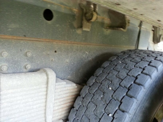 รถฮีโน่ 10 ล้อดั้ม 344 แรงม้า. ปี 53  ( รถวิ่ง 3xx,xxx กม. )   ( ขายแม่ , ลูก )  สนใจติดต่อ  081 - 6079515