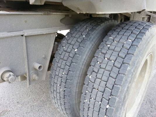 รถฮีโน่ 10 ล้อดั้ม 344 แรงม้า. ปี 53  ( รถวิ่ง 3xx,xxx กม. )   ( ขายแม่ , ลูก )  สนใจติดต่อ  081 - 6079515