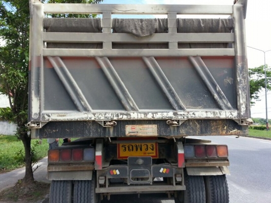 รถฮีโน่ 10 ล้อดั้ม 344 แรงม้า. ปี 53  ( รถวิ่ง 3xx,xxx กม. )   ( ขายแม่ , ลูก )  สนใจติดต่อ  081 - 6079515