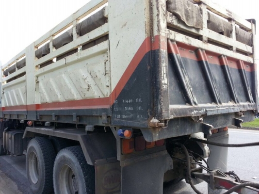 รถฮีโน่ 10 ล้อดั้ม 344 แรงม้า. ปี 53  ( รถวิ่ง 3xx,xxx กม. )   ( ขายแม่ , ลูก )  สนใจติดต่อ  081 - 6079515