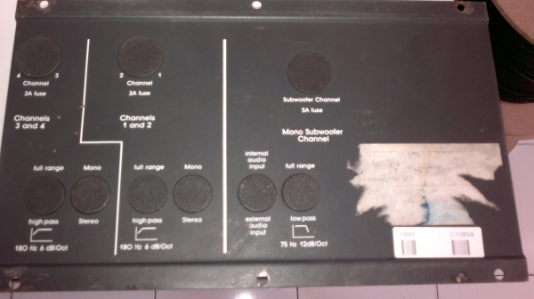 ขายแอมป์ SOUNDSTREAM MC245