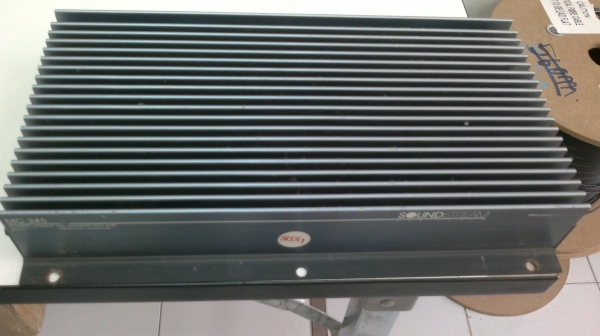 ขายแอมป์ SOUNDSTREAM MC245