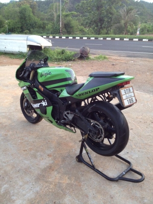 ขาย zxr 400 ปี 92 รถสวย เครื่องดี ระบบไฟสมบูรณ์ ครับ ขาย zxr 400 ปี 92 รถสวย เครื่องดี ระบบไฟสมบูรณ์ ครับ