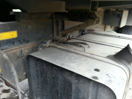 รถฮีโน่ 10 ล้อดั้ม 380 แรงม้า. ปี 54  ( รถวิ่ง 3xx,xxx กม. )  , ( ขายแม่ , ลูก )   สนใจติดต่อ   081 - 6079515