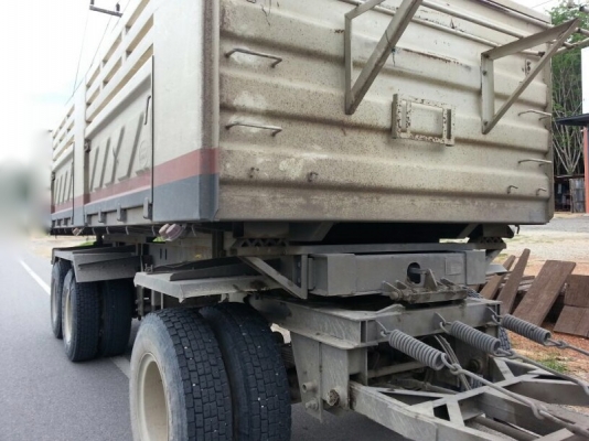 รถฮีโน่ 10 ล้อดั้ม 380 แรงม้า. ปี 54  ( รถวิ่ง 3xx,xxx กม. )  , ( ขายแม่ , ลูก )   สนใจติดต่อ   081 - 6079515