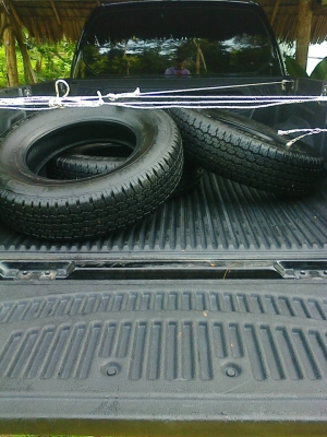 ยาง205R16ดูเลอร์689(ผ้าใบ8ชั้น)ป้ายแดงสวยตุมเต็มทุกเส้นชุด4เส้น