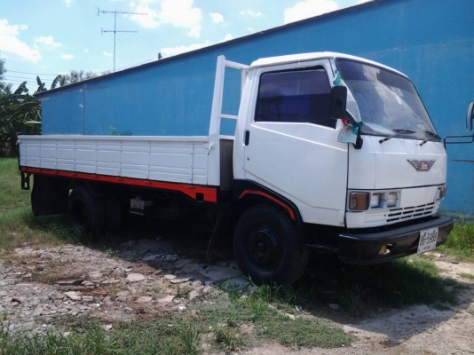 ขาย รถบรรทุก 6 ล้อเล็ก HINO 120 แรง พร้อมใช้งาน ขาย รถบรรทุก 6 ล้อเล็ก HINO 120 แรง พร้อมใช้งาน