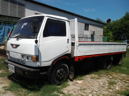 ขาย รถบรรทุก 6 ล้อเล็ก HINO 120 แรง พร้อมใช้งาน