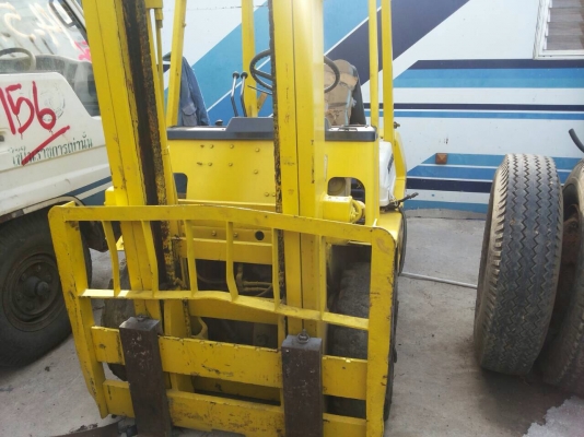 ขายเหมารถโฟลลิฟ2คันขนาด2.5ตันกับ3.5ตันถูกๆ