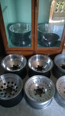 ขายล้อลายตัน 2 ชุด ขายล้อลายตัน 2 ชุด