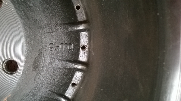 ขายล้อลายตัน 2 ชุด ขายล้อลายตัน 2 ชุด