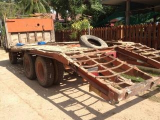 ขายเทเลอร์หัวยาว 1เพลา สภาพพร้อมใช้ ติดต่อได้ที่คุณ อ๊อฟ พิจิตร 086-737-9991