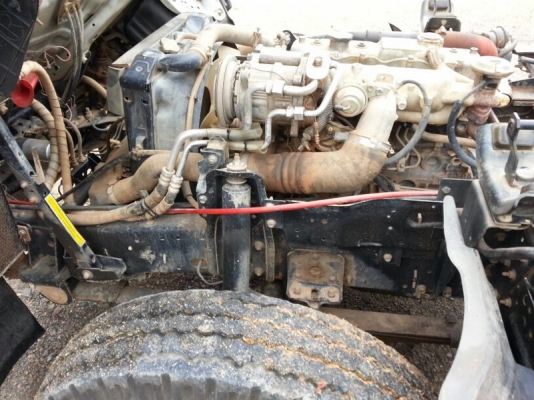 รถอีซุซุ 6 ล้อดั้ม  NKR 100 แรงม้า ปี 49   สนใจติดต่อ 081 - 6079515