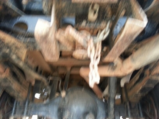 รถอีซุซุ 6 ล้อดั้ม  NKR 100 แรงม้า ปี 49   สนใจติดต่อ 081 - 6079515