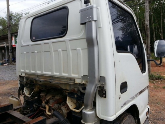 รถอีซุซุ 6 ล้อดั้ม  NKR 100 แรงม้า ปี 49   สนใจติดต่อ 081 - 6079515