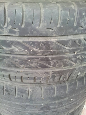 ยาง 185 55 16 สี่เส้น 1500