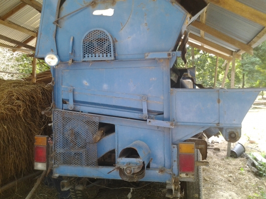 ขายรถนวดข้าวสเตาเครื่องอีซูซุ100แรงพร้อมตู้นวดสิงเปลือยจัมโบ ขายรถนวดข้าวสเตาเครื่องอีซูซุ100แรงพร้อมตู้นวดสิงเปลือยจัมโบ