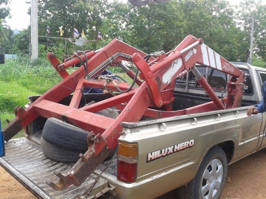 ขายแล้ว ขอบคุณพี่สังวาล ด่านช้าง สุ1000 มากๆครับ  ชุดตักหน้ารถไถฟอร์ด 6610 ตรงรุ่น ยี่ห้อMAILLEUX MX260 อุปกรณ์ครบติดตั้งได้เลยครับ