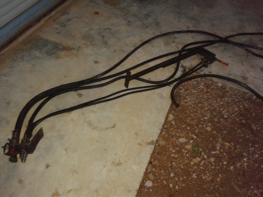 ขายแล้ว ขอบคุณพี่สังวาล ด่านช้าง สุ1000 มากๆครับ  ชุดตักหน้ารถไถฟอร์ด 6610 ตรงรุ่น ยี่ห้อMAILLEUX MX260 อุปกรณ์ครบติดตั้งได้เลยครับ