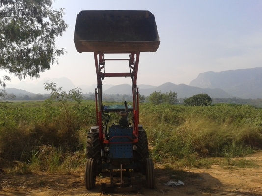 ขายแล้ว  ชุดตักหน้ารถไถฟอร์ด NH40/TS ตรงรุ่น ยี่ห้อMAILLEUX  MX40-70 สภาพสวย ส่งที่อู่ช่างกีแล้ว ขอบคุณโก๊เกียรติ มากครับ