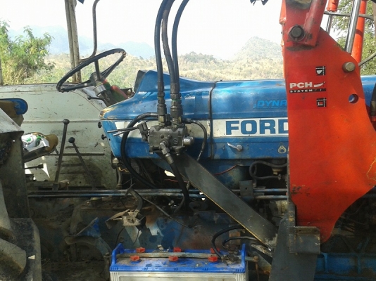 ขายแล้ว  ชุดตักหน้ารถไถฟอร์ด NH40/TS ตรงรุ่น ยี่ห้อMAILLEUX  MX40-70 สภาพสวย ส่งที่อู่ช่างกีแล้ว ขอบคุณโก๊เกียรติ มากครับ