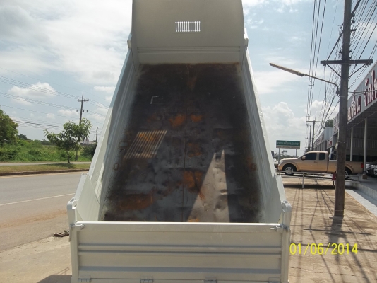 ขอบคุณลูกค้าจากนครพนมมัดจำ  6ล้อ ดั๊ม ISUZU NPR 150 ELF 52 มือเดียว วิ่งแสนต้นๆ