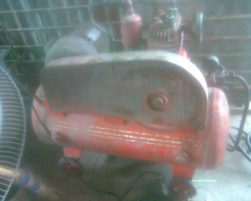 ปั้มลม 120 ลิตรญี่ปุ่น  มอเตอร์ถ่าน