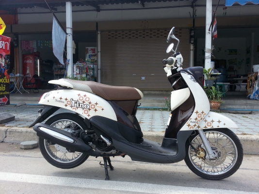Yamaha Fino ไมล์แยก ปี 54 white brown