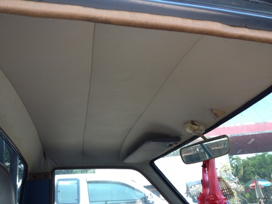 ขายโตโยต้าไฟเหลี่ยมช่วงสั้นสี่ขอแท้เดิมแห้งๆ