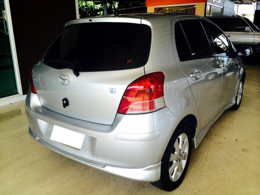 Toyota Yaris ขายถูก โคตร โคตร ดาวน์น้อย รถบ้าน สวยเว่อร์ ขอบอก