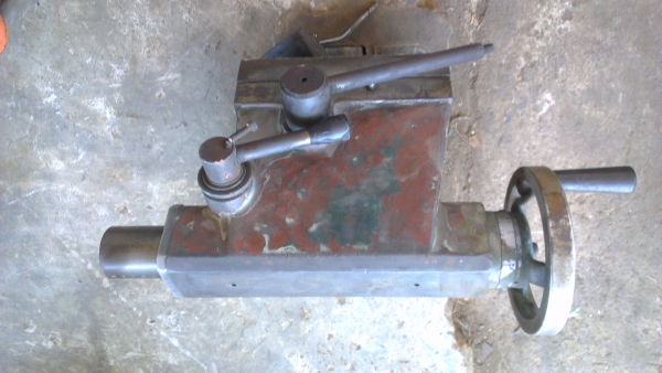 Sell> ขายยันศูนย์ท้ายแท่นกลึง ตัวนี้ขนาด 4-6 ฟุตครับ ของสภาพดี พร้อมใช้งานเลยครับ