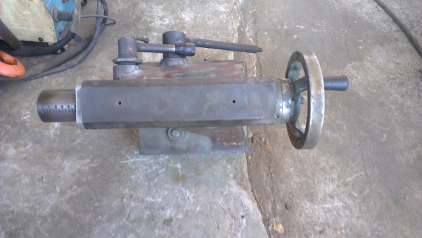 Sell> ขายยันศูนย์ท้ายแท่นกลึง ตัวนี้ขนาด 4-6 ฟุตครับ ของสภาพดี พร้อมใช้งานเลยครับ