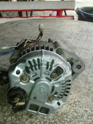 ขายไดชาร์ทรถตู้ ถูกๆๆ 1200