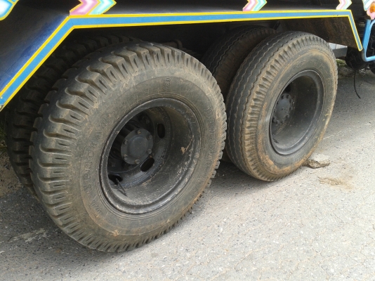 ขายรถ 10 ล้อ ISUZU เดก้า 195 ดั้ม 1 เพลา ( จัดไฟแนนได้ 750000 บาท )