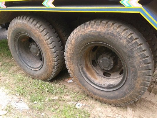 ขายรถ 10 ล้อ ISUZU เดก้า 195 ดั้ม 1 เพลา ( จัดไฟแนนได้ 750000 บาท )