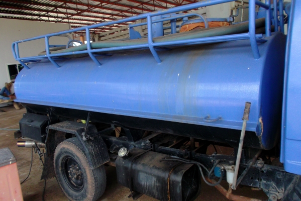 ขายด่วนรถ4ล้อเครือง88แรงม้ารถสูบส้วมสภาพพร้อมใช้งาน