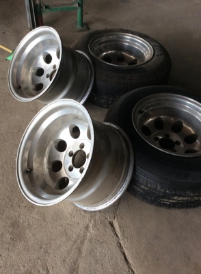 ขายล้อ มิกกี้ทอมสัน แท้ ขอบ 15 5/114 กว้าง10  ครับ