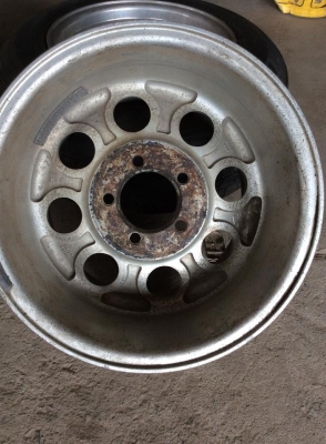 ขายล้อ มิกกี้ทอมสัน แท้ ขอบ 15 5/114 กว้าง10  ครับ