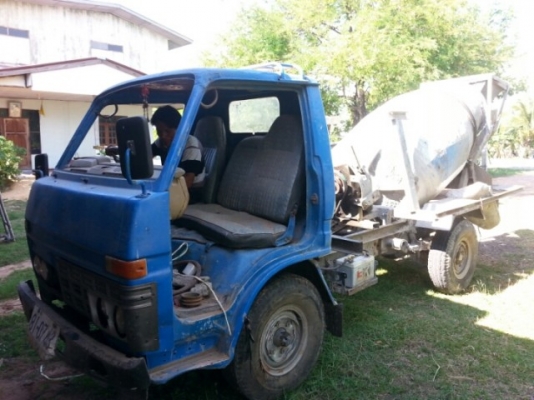 ขายรถโม่ปูนTOYOTA BU20 เครื่อง85แรง เครื่องดี แคชซีสวย โม่พร้อมใช้งาน ใช้เครื่องYANMA11.5แรง เอกสารพร้อมโอน