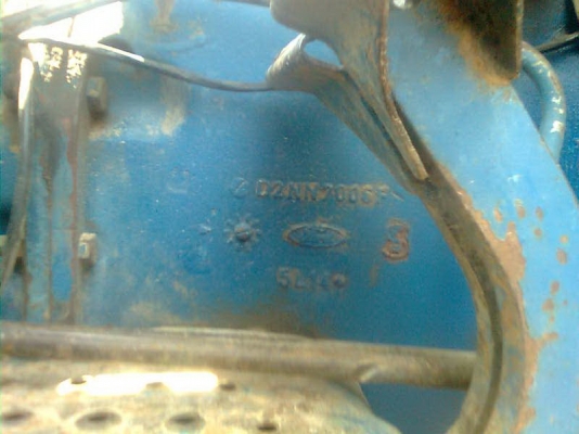 ขาย ฟอร์ด6600เสื้อลาย รถบ้านพร้อมใช้