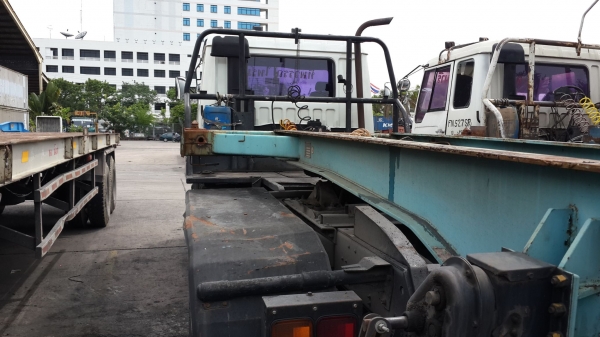 ขายรถหัวลากfuso