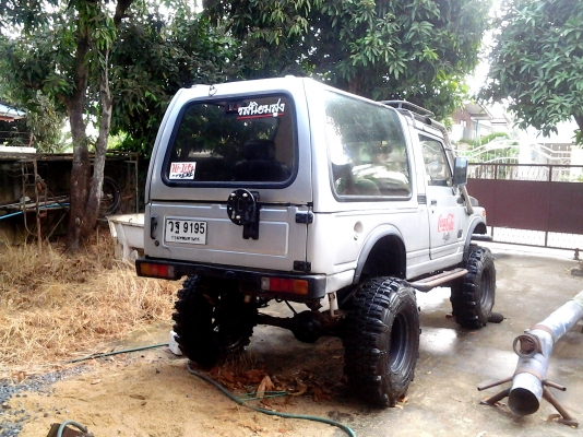 JEEP SUZUKI CARIBIAN 4WD ปี93 แต่งเต็มๆพร้อมลุย JEEP SUZUKI CARIBIAN 4WD ปี93 แต่งเต็มๆพร้อมลุย