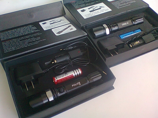 ไฟฉายชาร์ตไฟบ้านและรถยนต์