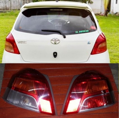 ไฟท้ายยาริส ตัวแรก ของแท้ถอด ขั้วหลอดครบ ไฟท้ายยาริส ตัวแรก ของแท้ถอด ขั้วหลอดครบ