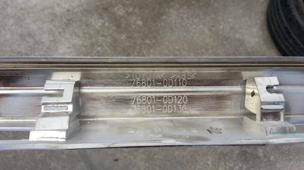 คิ้วฝากระโปรงท้ายวีออส แถบโครเมี่ยม